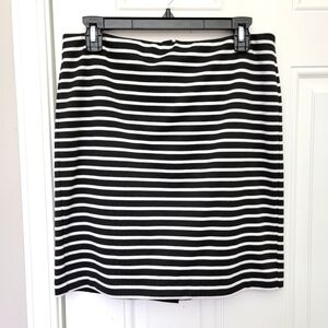 SAKS Fifth Avenue Black Label Black White Striped Mini Skirt Back Zip Size 6
